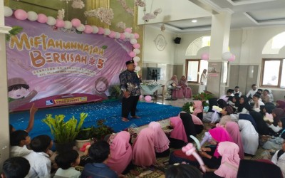 Miftahunnajah Berkisah #5 Sukses Digelar, Ribuan Anak Khidmat Peringati Isra’ Mi’raj di MA Miftahunnajah Sleman