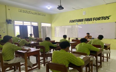 Antusias dan Penuh Semangat, 45 Siswa MA Miftahunnajah Sleman Ikuti Ujian Madrasah 2025/2026